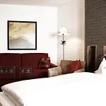 Hotel Goldener Berg