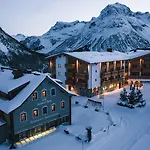 Goldener Berg Отель