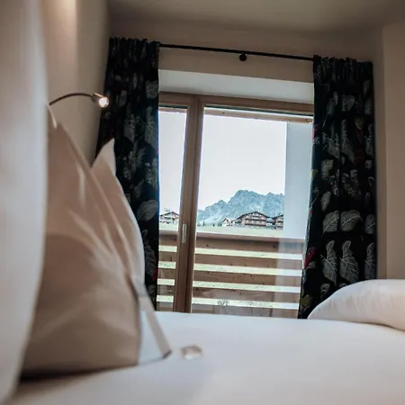 Hotel Goldener Berg