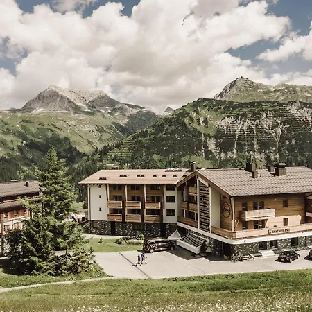 Goldener Berg 4* Lech am Arlberg