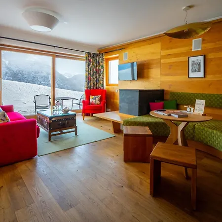 Goldener Berg Отель Лех