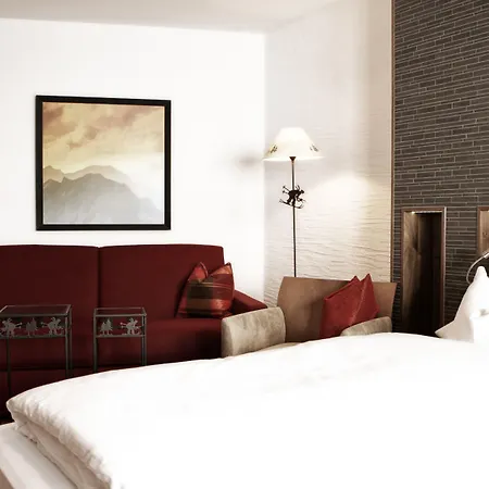 Hotel Goldener Berg