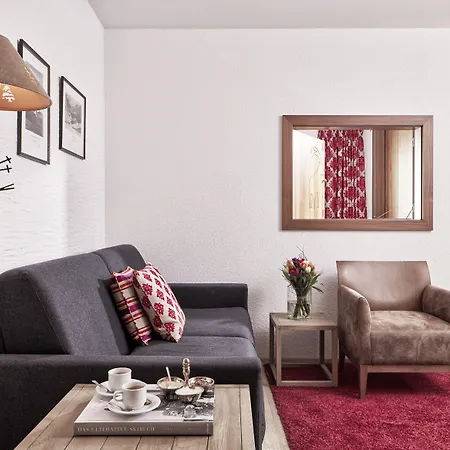 Hotel Goldener Berg Lech am Arlberg