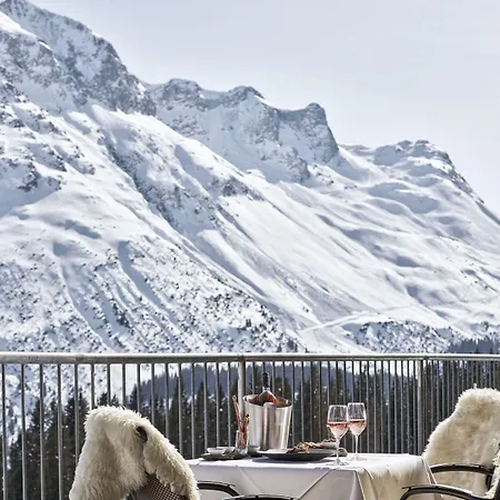 Отель Goldener Berg