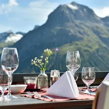 Goldener Berg Hotel 4*