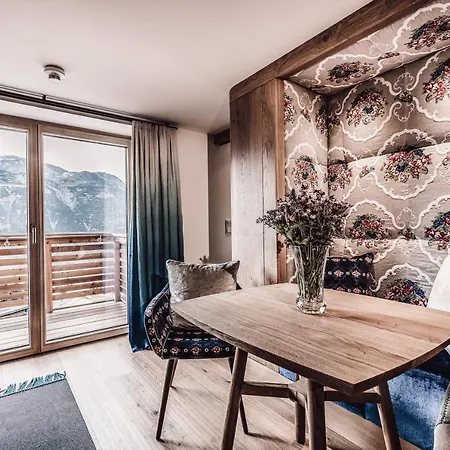 Goldener Berg Hotel 4*