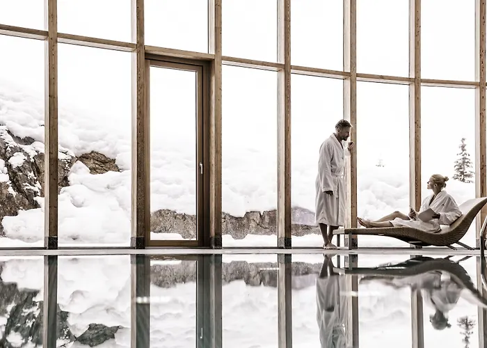 Goldener Berg Hotell 4*